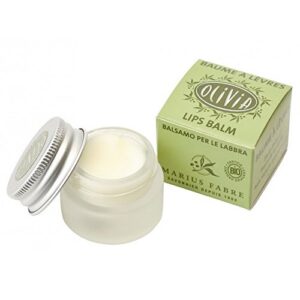 Vaseline and Olive Oil Lip Treatment