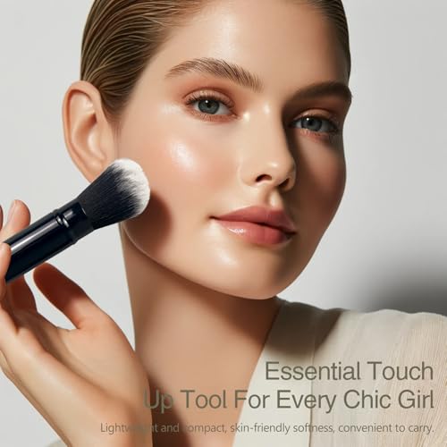 Portable Retractable Kabuki Brush with Angled Blush Application Cover for Easy Makeup Use - Image 6